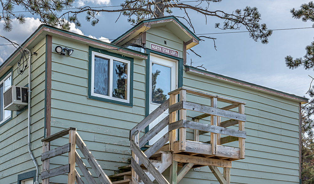 North Star Loft Cabin Rental on Lake Winnie